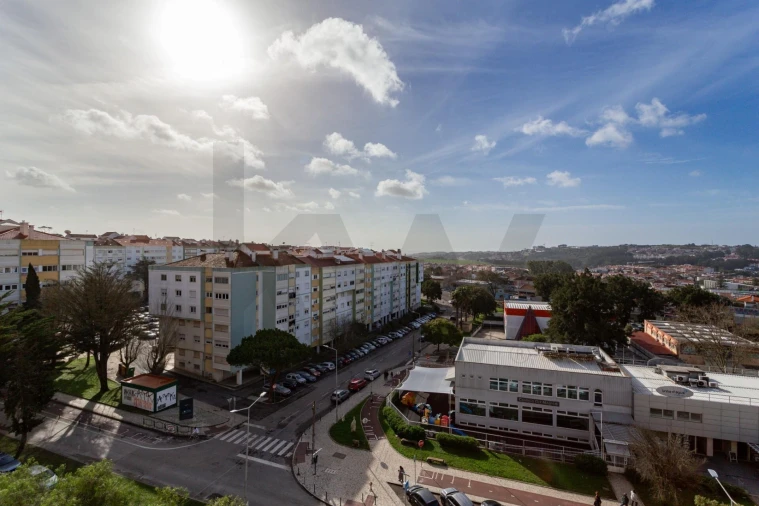 Apartamento T2 para Venda em Massamá e Monte Abraão Foto 29