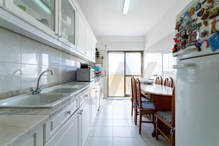 Apartamento T2 para Venda em Massamá e Monte Abraão Foto 22