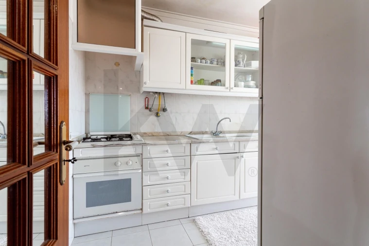 Apartamento T2 para Venda em Massamá e Monte Abraão Foto 20