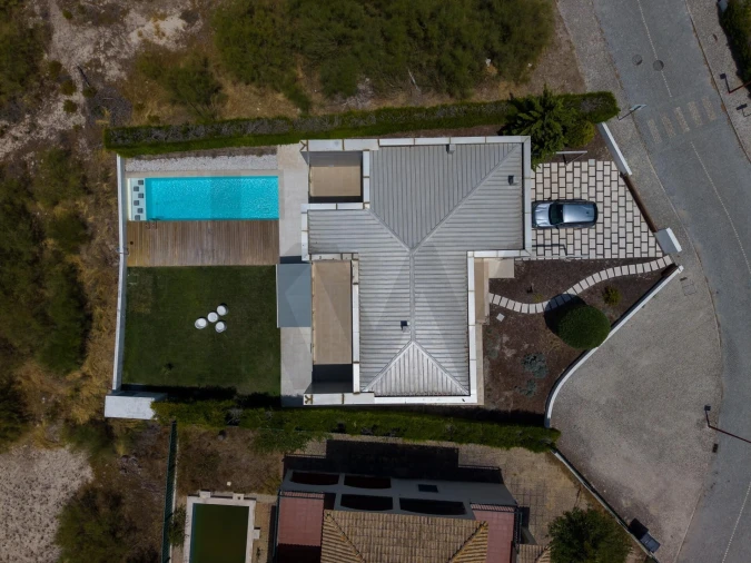 Moradia T4 para Venda em Carvalhal Foto 51