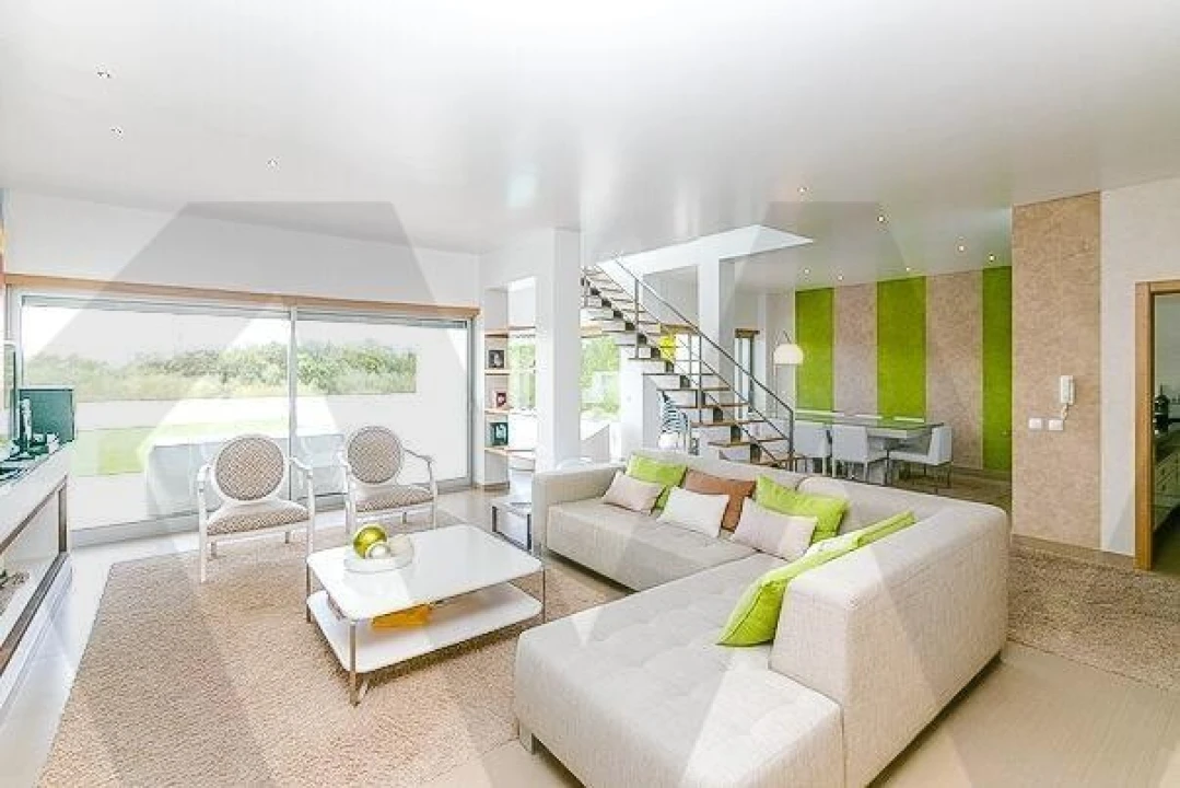 Moradia T4 para Venda em Carvalhal Foto 9