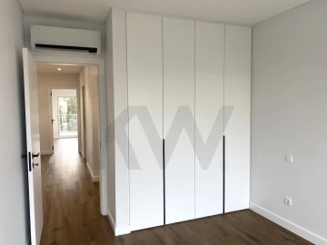 Apartamento T3 para Venda em Albufeira e Olhos de Água