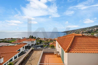 Moradia T3 para Venda em Santa Cruz