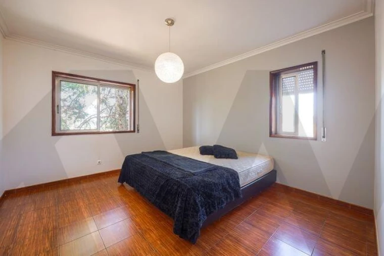 Moradia T6 para Venda em Milheiros de Poiares Foto 22