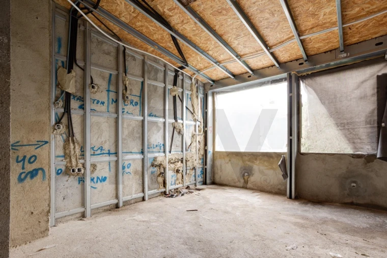 Apartamento T1 para Venda em Camarate, Unhos e Apelação Foto 6