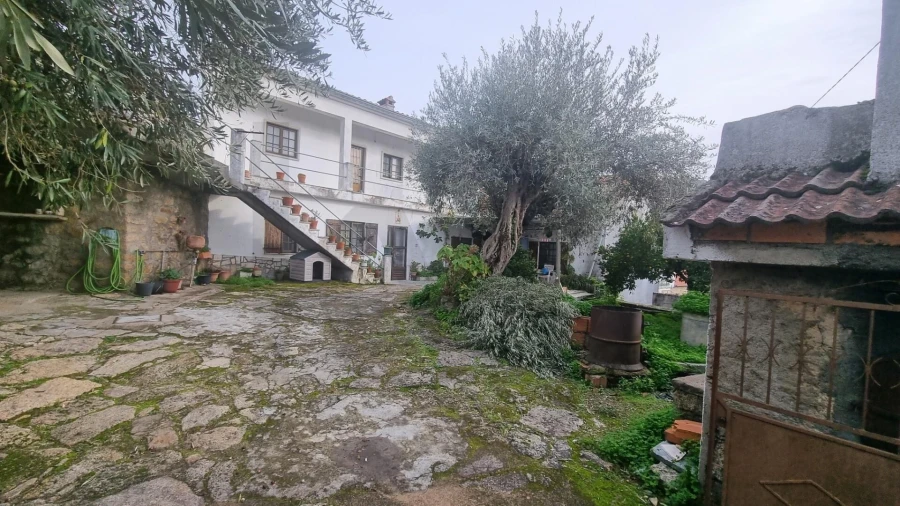 Moradia T5 para Venda em Monsanto e Idanha-A-Velha Foto 4