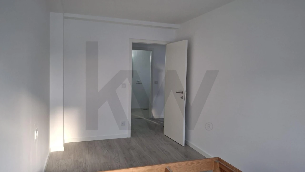 Apartamento T3 para Arrendamento em Aradas Foto 11