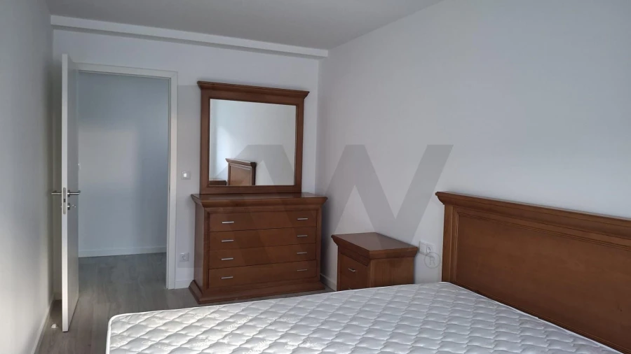 Apartamento T3 para Arrendamento em Aradas Foto 3