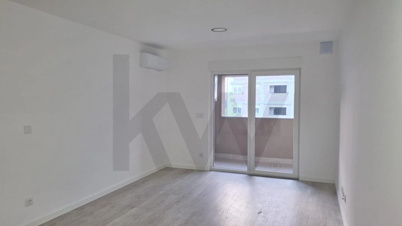 Apartamento T3 para Arrendamento em Aradas Foto 1