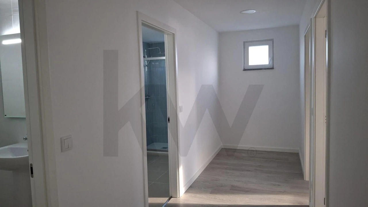 Apartamento T3 para Arrendamento em Aradas Foto 10