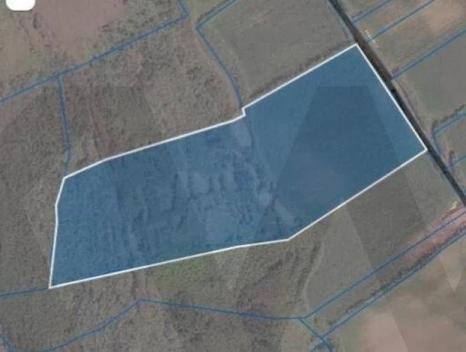 Terreno para Venda em Fenais da Ajuda Foto 4