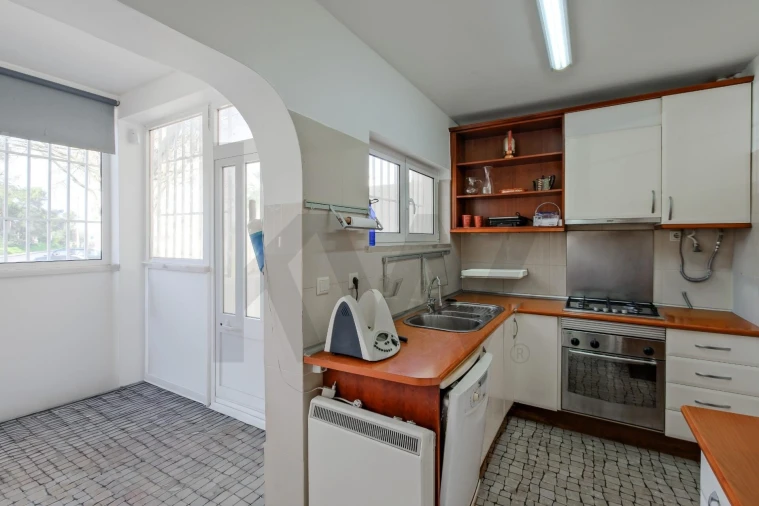 Apartamento T2 para Arrendamento em Carcavelos e Parede Foto 8