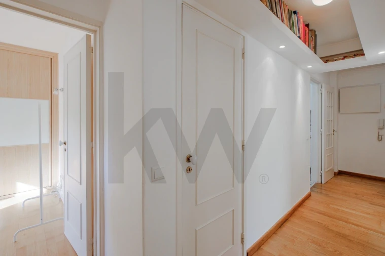 Apartamento T2 para Arrendamento em Carcavelos e Parede Foto 14