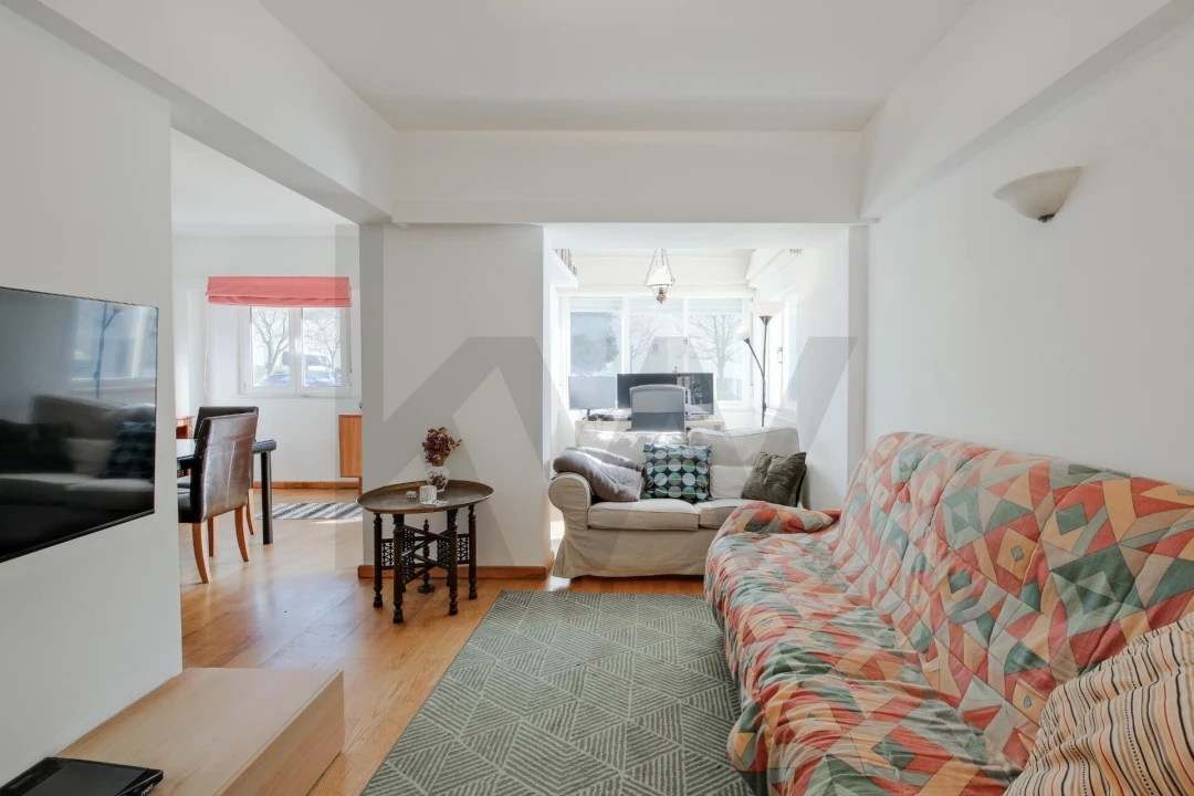 Apartamento T2 para Arrendamento em Carcavelos e Parede Foto 1