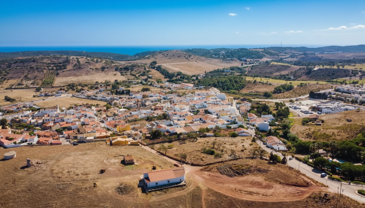 Terreno para Venda em Budens Foto 9