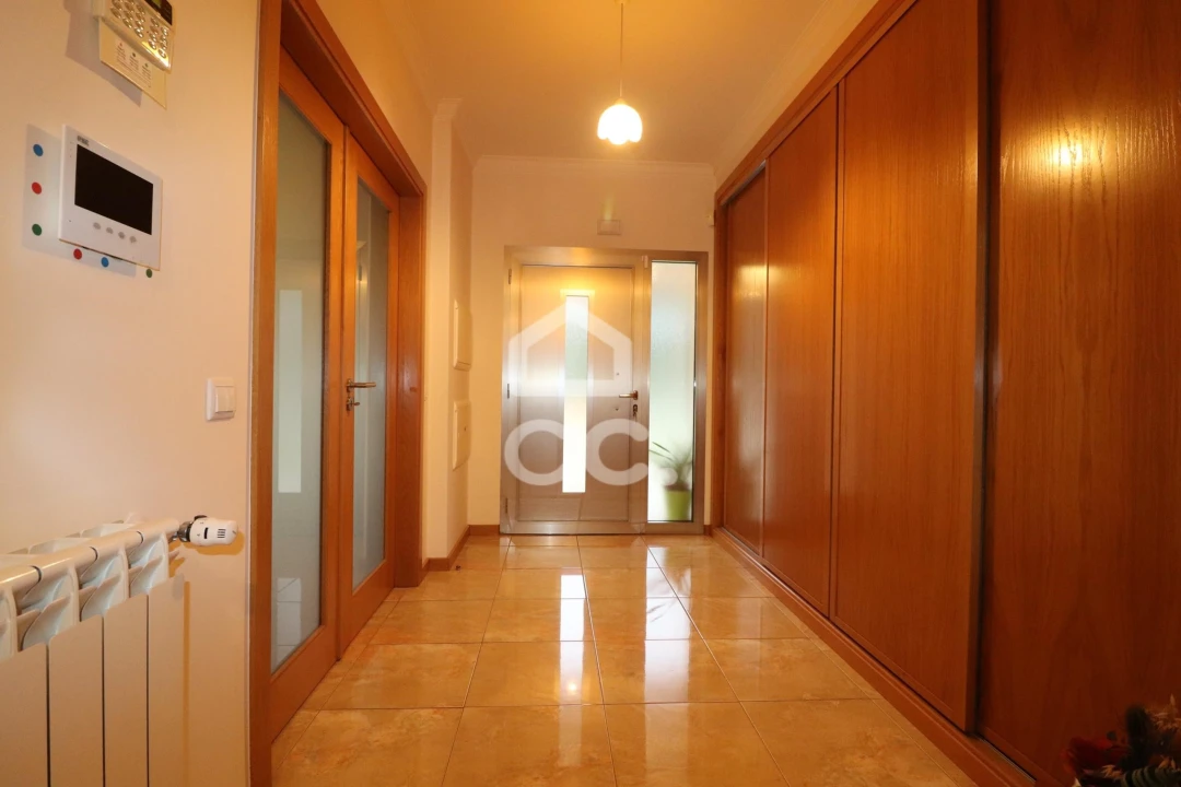 Moradia T3 para Venda em Pousaflores Foto 12