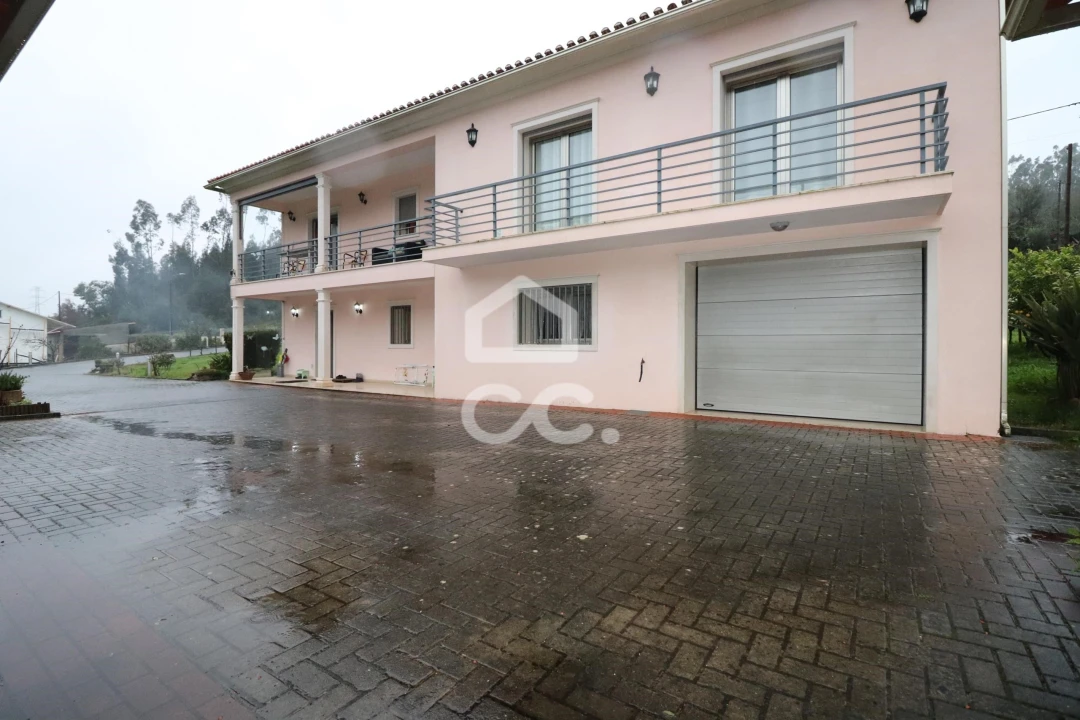 Moradia T3 para Venda em Pousaflores Foto 28