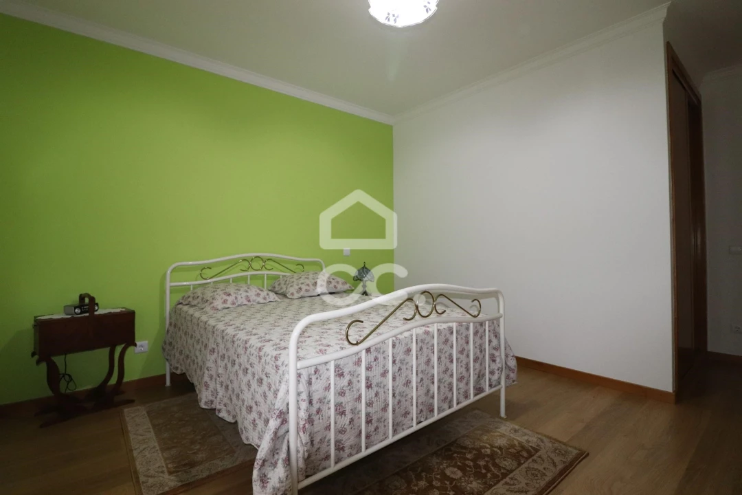 Moradia T3 para Venda em Pousaflores Foto 16