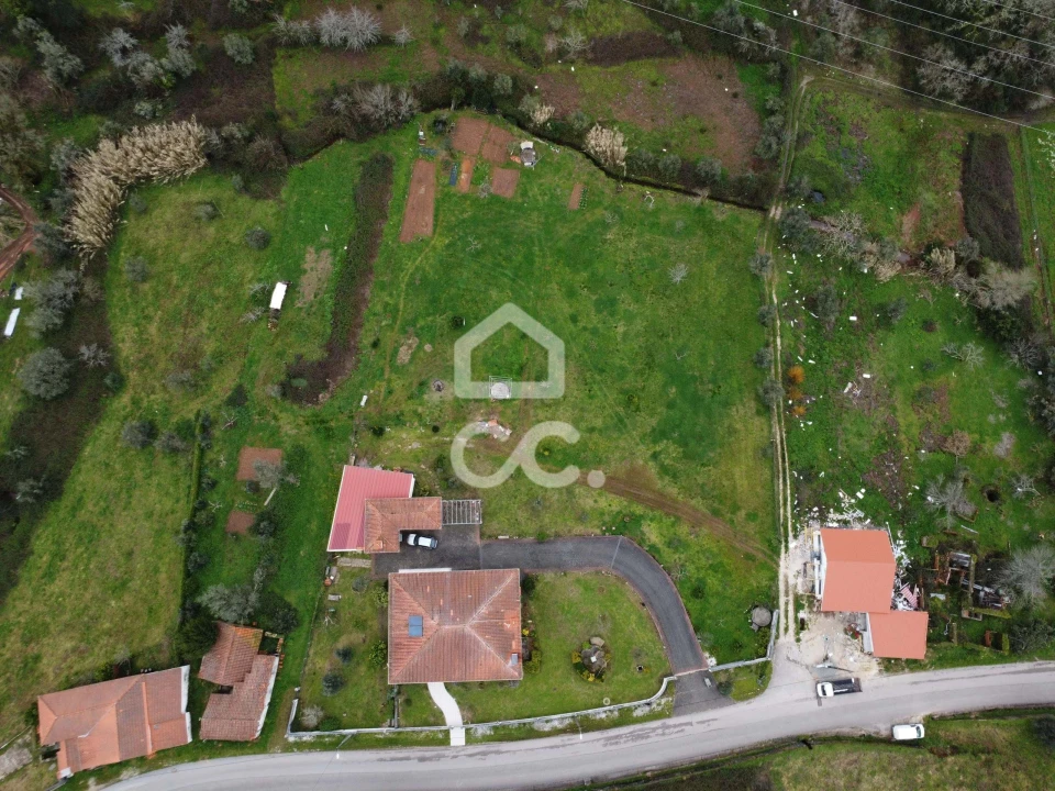 Moradia T3 para Venda em Pousaflores Foto 4