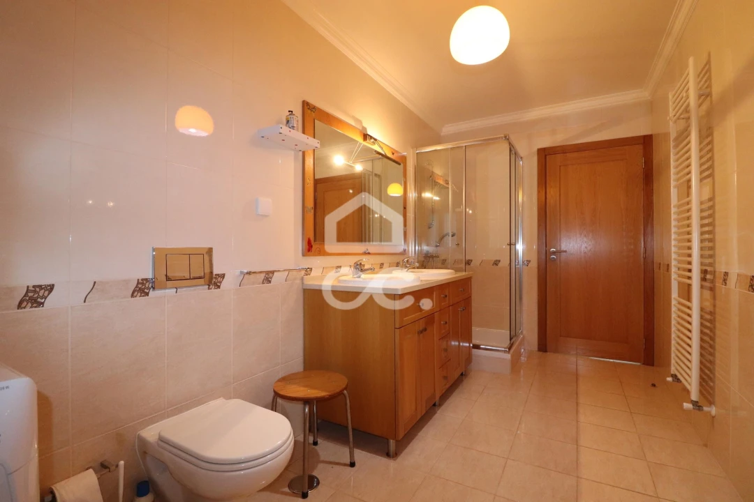 Moradia T3 para Venda em Pousaflores Foto 25