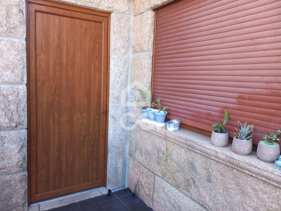 Moradia T4 para Venda em Revelhe Foto 18