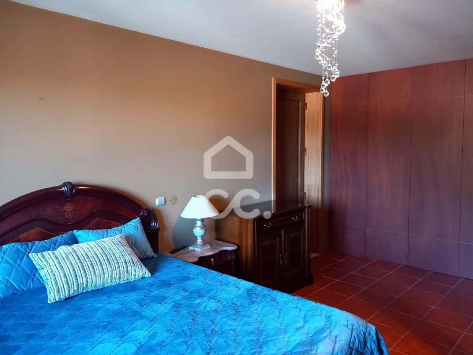 Moradia T4 para Venda em Revelhe Foto 71