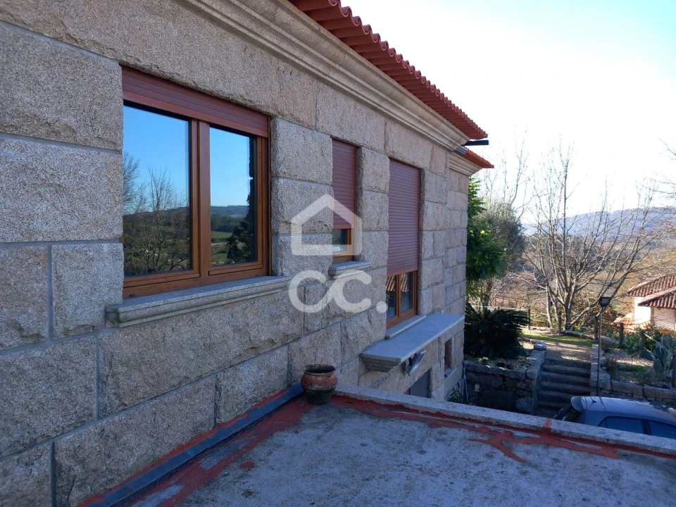 Moradia T4 para Venda em Revelhe Foto 16