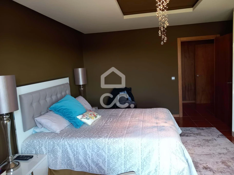 Moradia T4 para Venda em Revelhe Foto 58