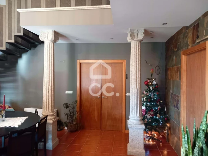 Moradia T4 para Venda em Revelhe Foto 41