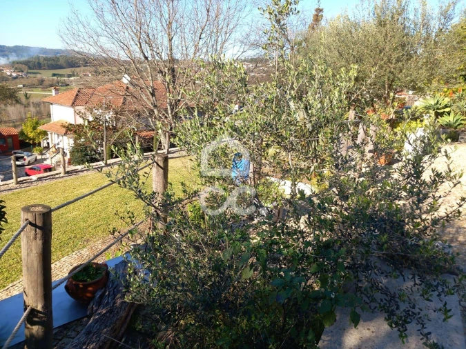 Moradia T4 para Venda em Revelhe Foto 37