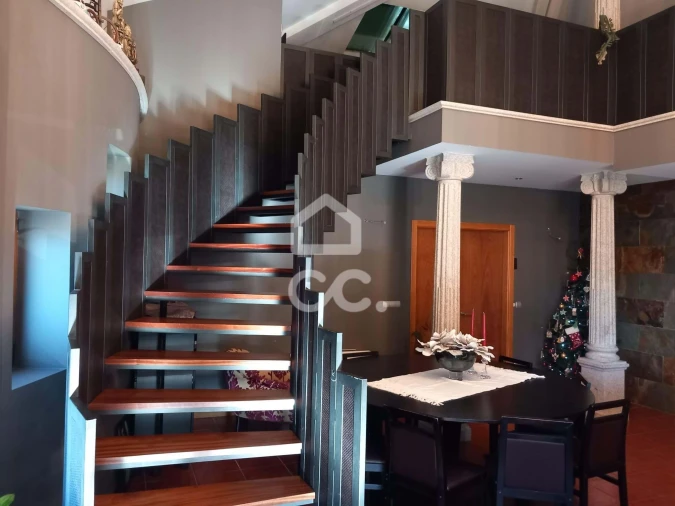 Moradia T4 para Venda em Revelhe Foto 39