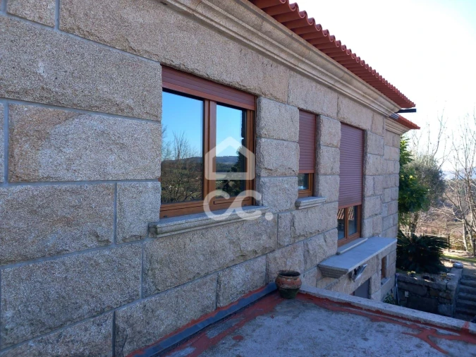 Moradia T4 para Venda em Revelhe Foto 15