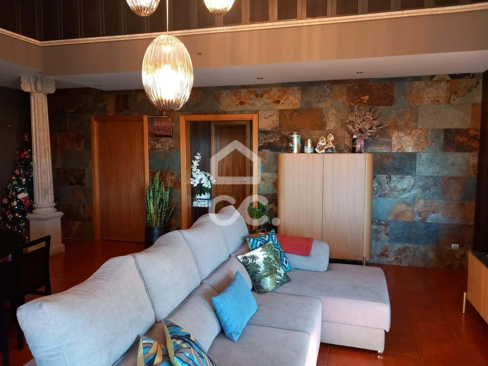 Moradia T4 para Venda em Revelhe Foto 44