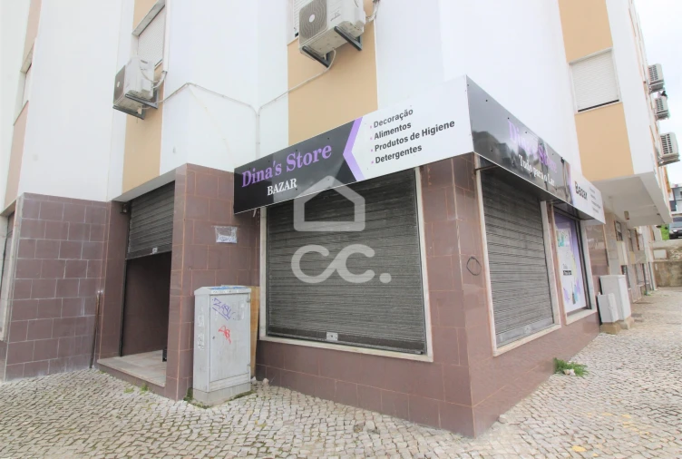 Negócio para Arrendamento em Amora Foto 19