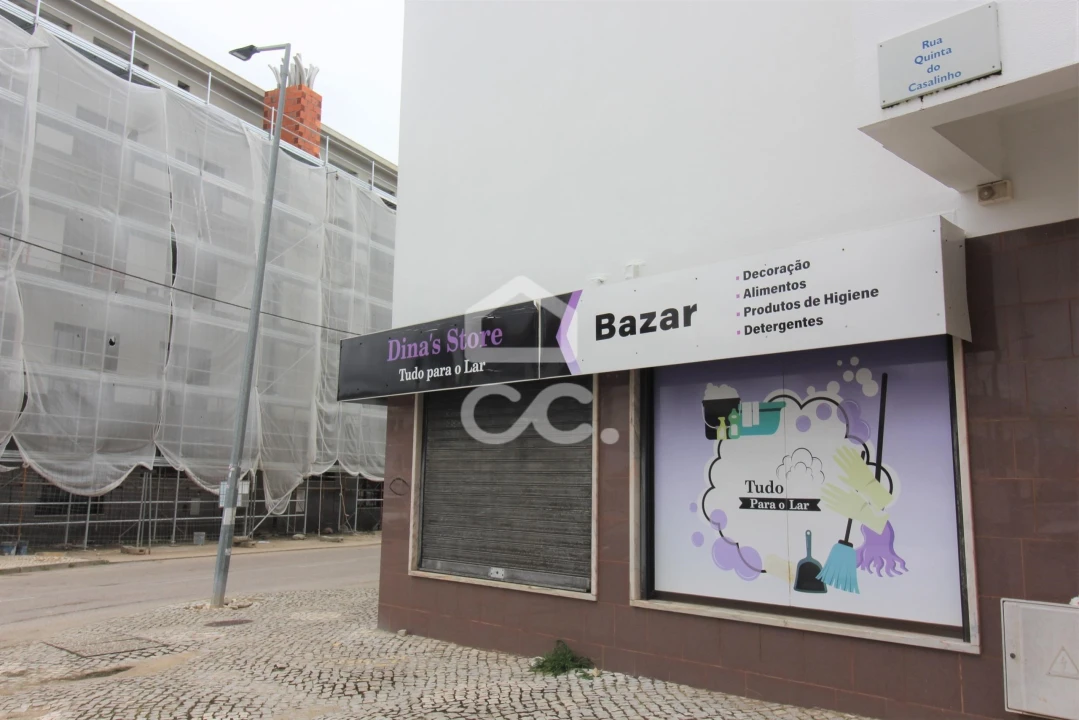 Negócio para Arrendamento em Amora Foto 4