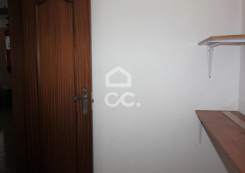 Negócio para Arrendamento em Amora Foto 13