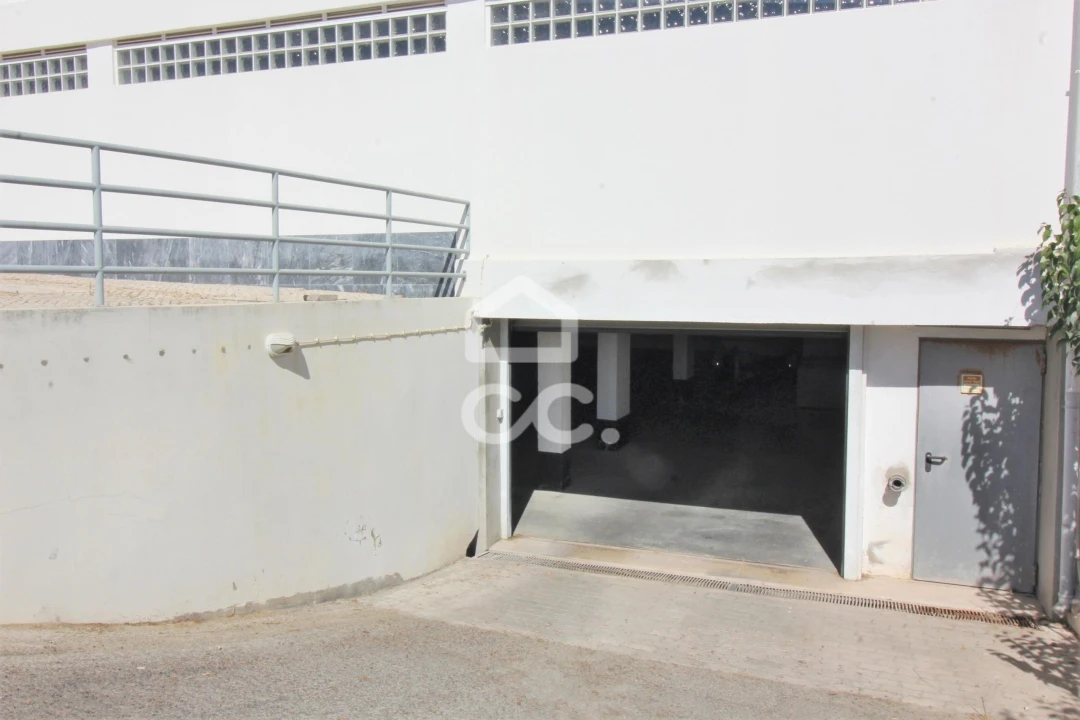 Apartamento T2 para Arrendamento em Sesimbra (Santiago) Foto 15