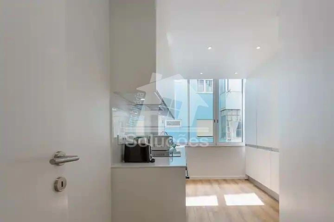 Apartamento T2 para Venda em Portimão Foto 5
