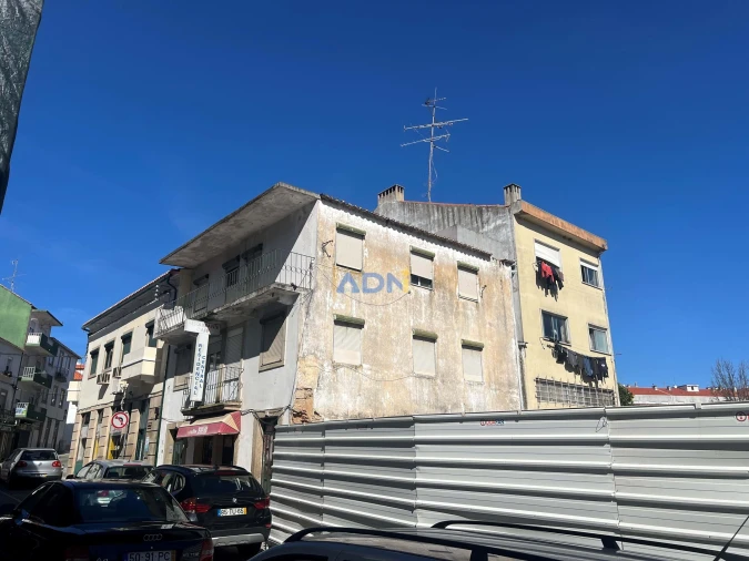 Moradia T10 para Venda em Castelo Branco Foto 47