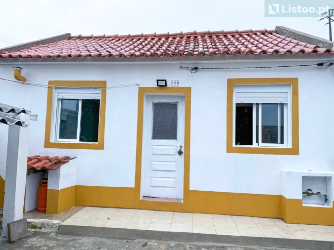 Moradia T1 para Venda em Salvaterra de Magos e Foros de Salvaterra Foto 1