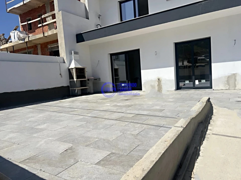 Moradia T3 para Venda em Silves Foto 2