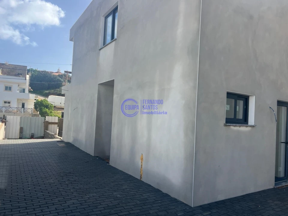 Moradia T3 para Venda em São Silvestre Foto 4