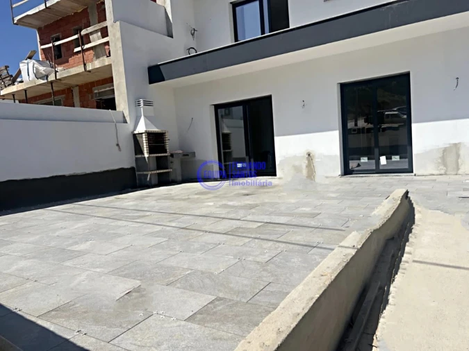 Moradia T3 para Venda em Silves Foto 2