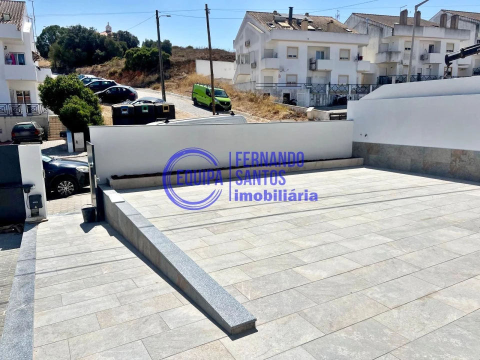 Moradia T3 para Venda em Silves Foto 26