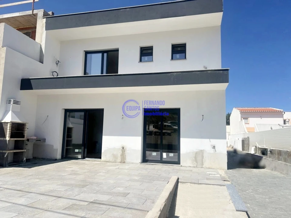 Moradia T3 para Venda em Silves Foto 1