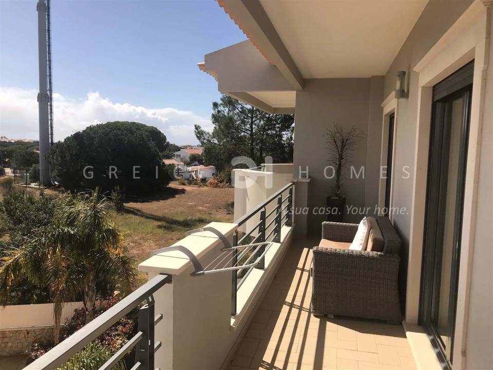 Apartamento T2 para Arrendamento em Albufeira e Olhos de Água Foto 10