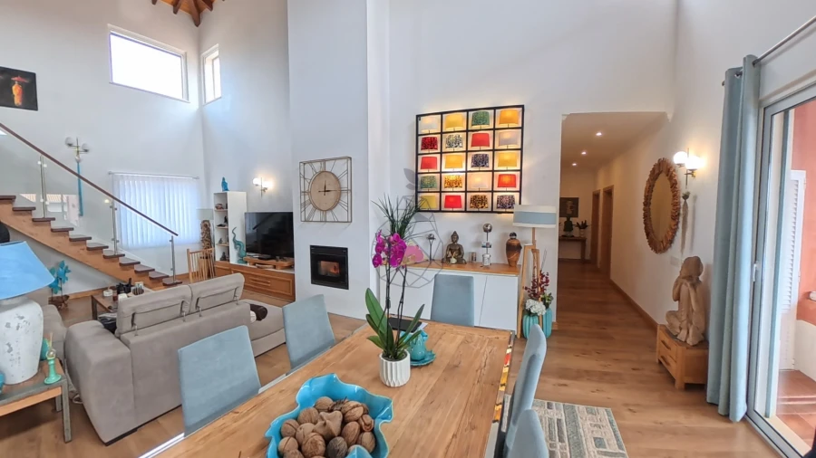 Moradia T4 para Venda em Mexilhoeira Grande Foto 23