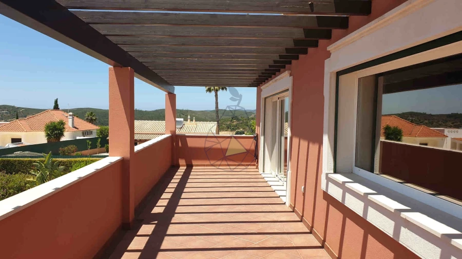 Moradia T4 para Venda em Mexilhoeira Grande Foto 37