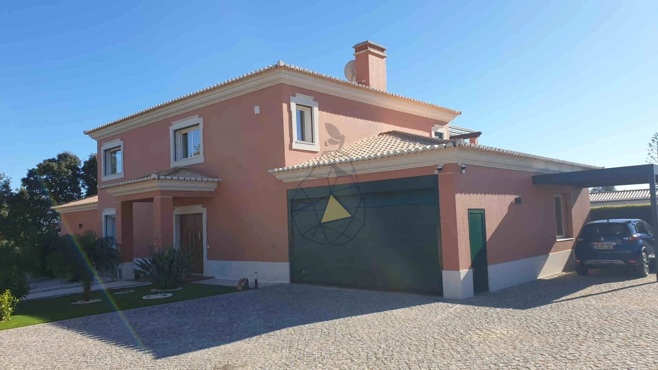 Moradia T4 para Venda em Mexilhoeira Grande Foto 52