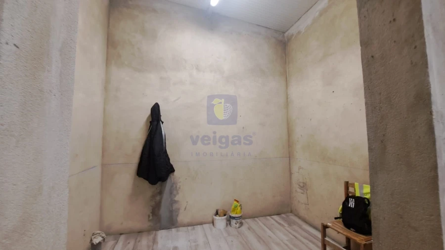 Armazém para Venda em Baixa da Banheira e Vale da Amoreira Foto 12